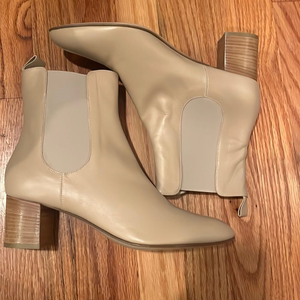 New Kahmune Mila Leather Bootie Khaki Size 11